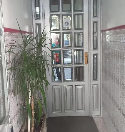 Faria Guimares Centro بيت ضيافة