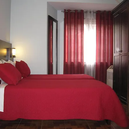 Guest house Faria Guimares Centro 3*
